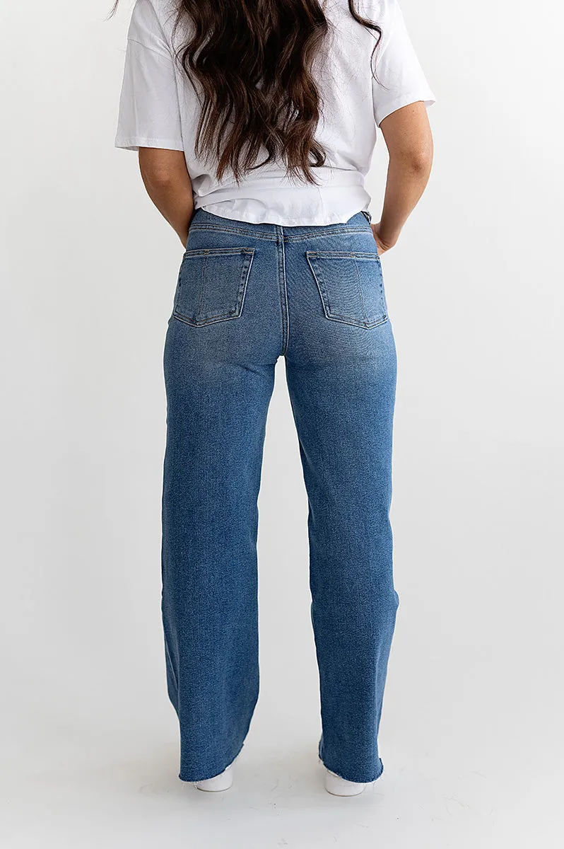 Ezra Wide Leg Jean