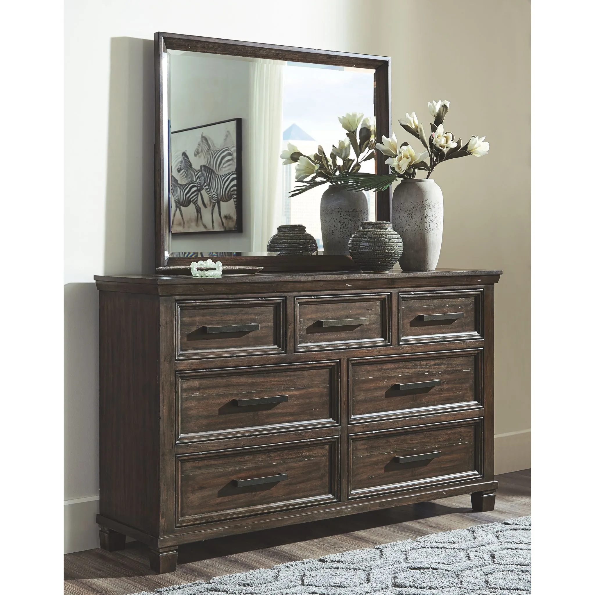 Johurst 5 Piece Queen Storage Bedroom