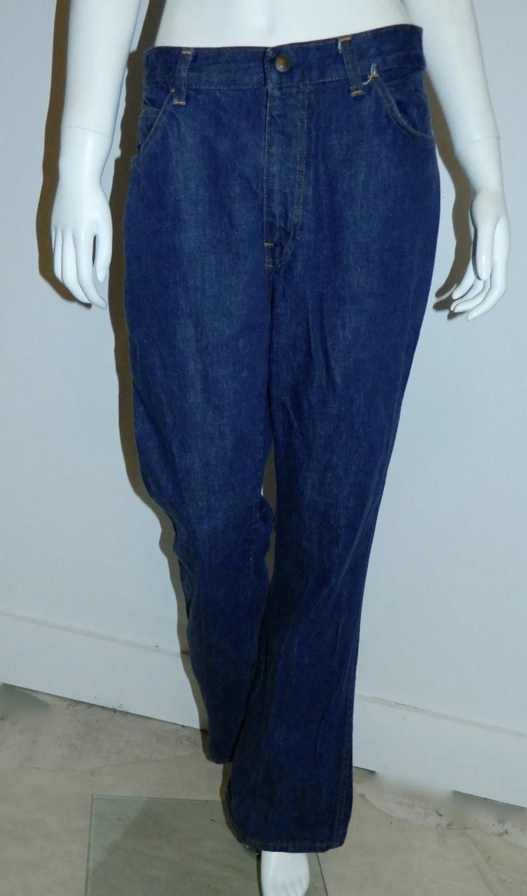 vintage 1970s jeans LEVIS Big E bell bottoms dark denim Talon 42 zip/ 29 inch waist